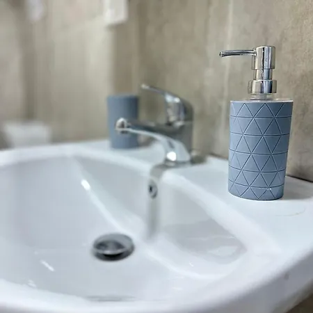 Appartement Pazari I Ri: Cozy *