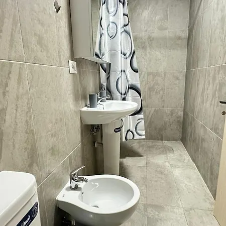 Pazari I Ri: Cozy Apartamento *