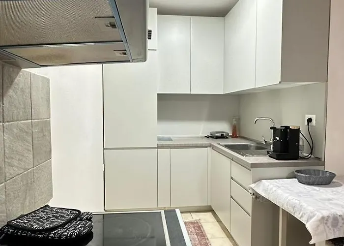 Pazari I Ri: Cozy Τίρανα